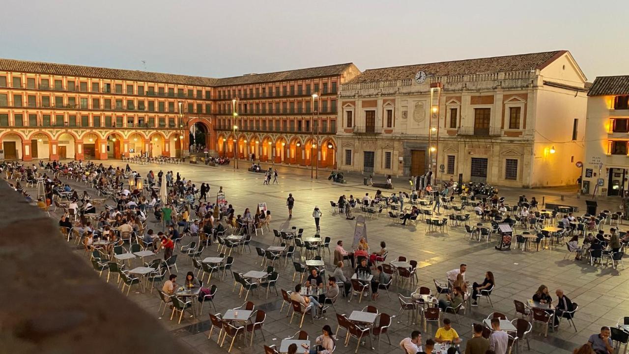 Hostel Plaza Mayor Corredera Cordoba Exterior photo